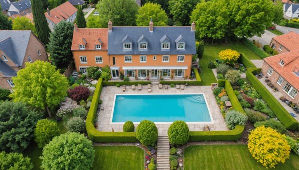 Découvrez comment optimiser votre investissement immobilier dans une maison avec un grand jardin en périphérie !
